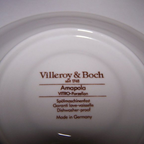 4 Villeroy & Boch Amapola Flat Cups & Saucers Discontinued 2001 Raised Relief - Picture 11 of 12